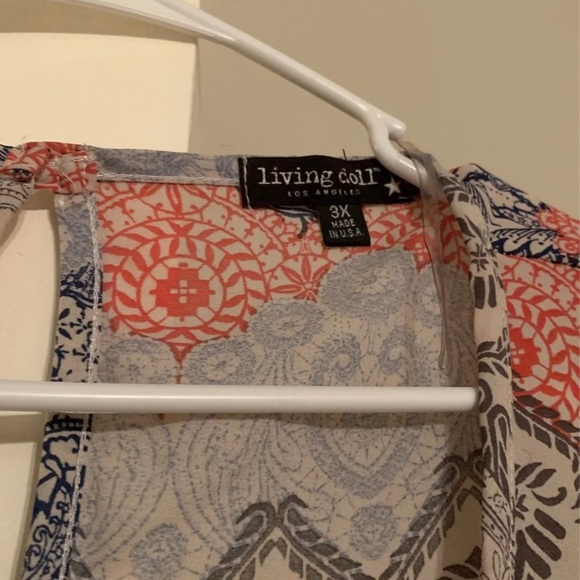 Blouse - Picture 2 of 2